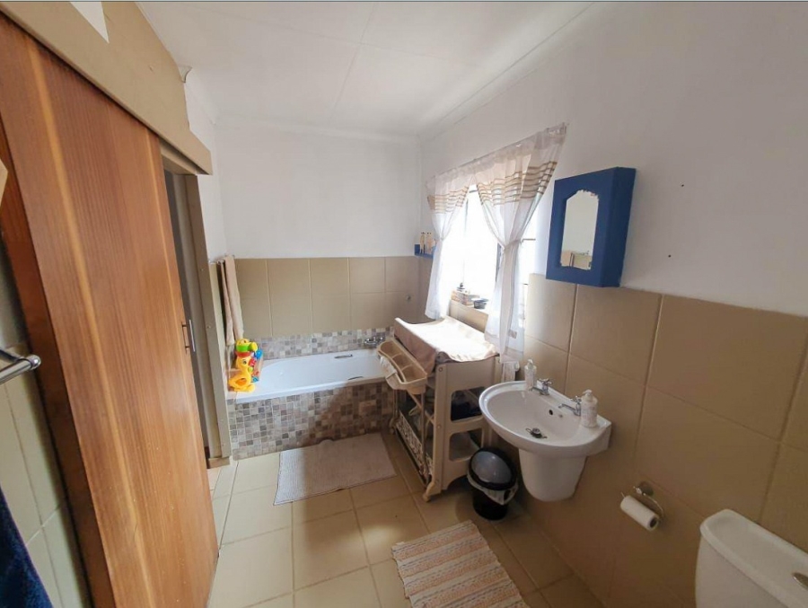 3 Bedroom Property for Sale in Potchefstroom North West
